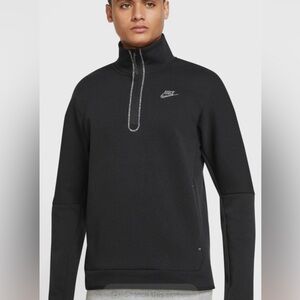 Nike Sportswear Tech Fleece 1/2-Zip Sweatshirt, style code DQ4314-010
